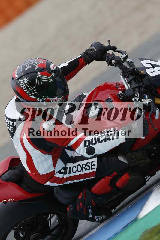 /Archiv-2025/02 28.-31.01.2025 Moto Center Thun Jerez/gruen-green/82